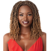 Outre X-Pression Twisted Up Pre-Looped Crochet Braid - WAVY BOMB TWIST CURLY TIP 12"